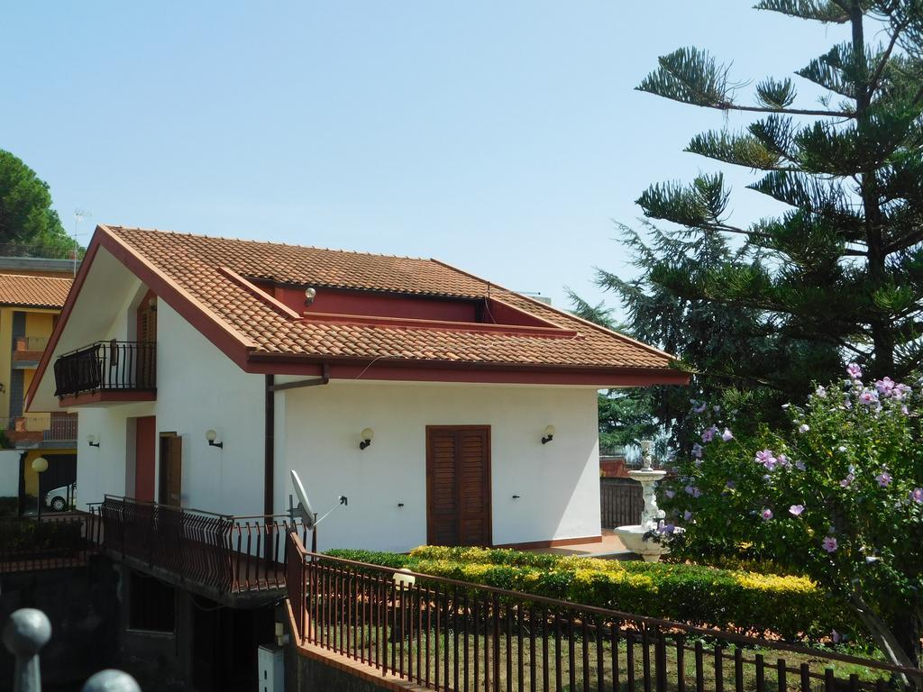 Casa Vacanze Volpe Dell'Etna 니콜로시 외부 사진